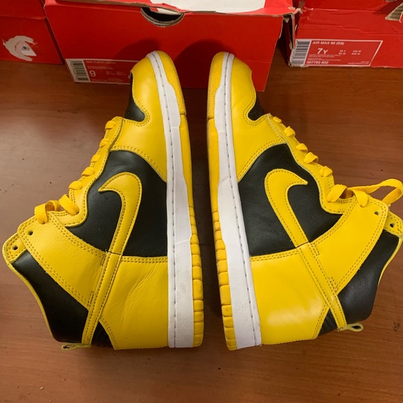 Dunk High SP Iowa 2020 - Picture 4 of 4